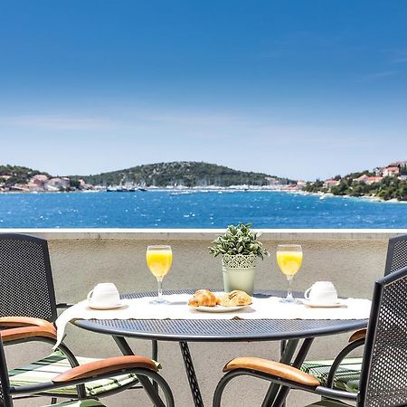 Apartments Oleandar Рогозница Номер фото