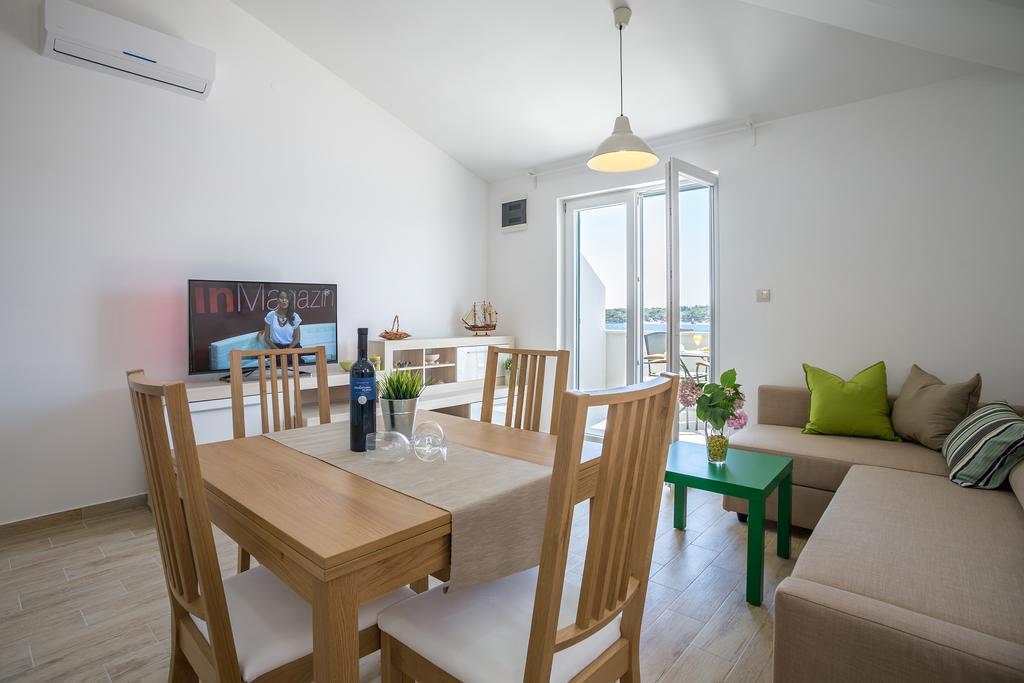 Apartments Oleandar Рогозница Номер фото