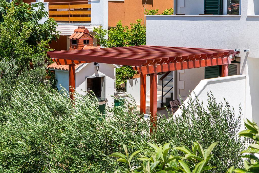 Apartments Oleandar Рогозница Номер фото